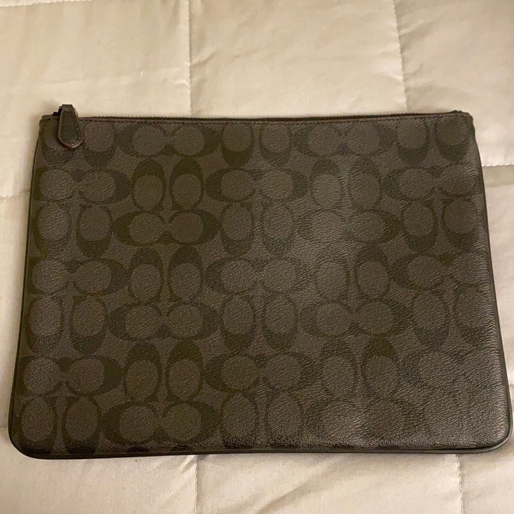 Coach Pouch